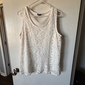 Floral Lace Scoop Neck Tank Top - White
